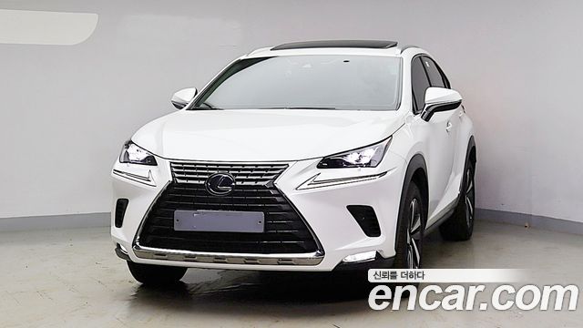 Lexus NX300h