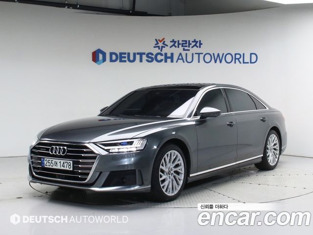Audi A8 (D5)