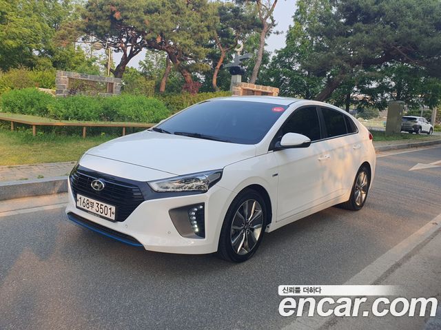 Hyundai Ioniq Hybrid