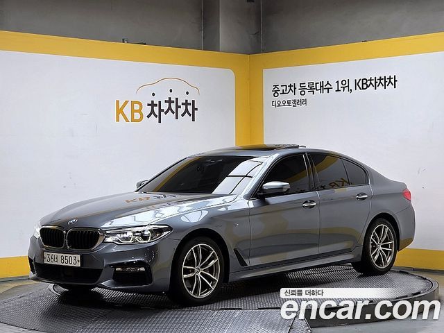 BMW 5 Series (G30)