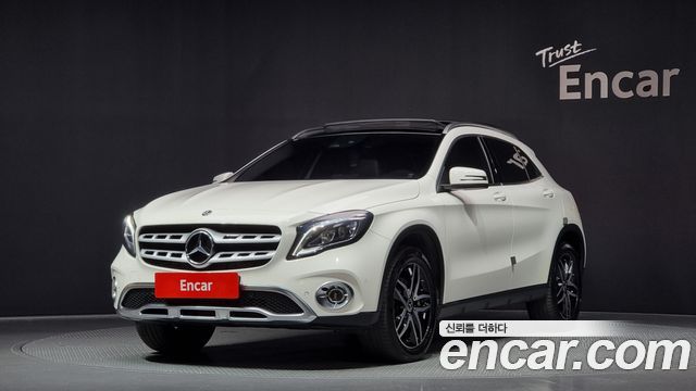 Mercedes-Benz GLA-Class X156