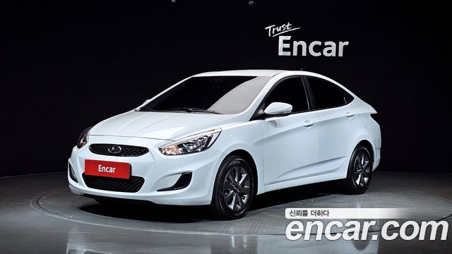 Hyundai Accent (new)