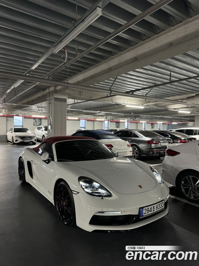 Porsche 718 Boxster
