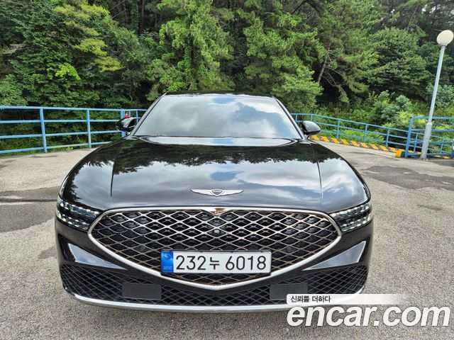 Genesis G90 (RS4)