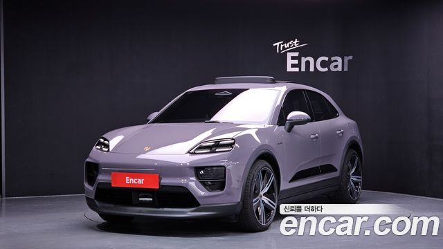 Porsche 마칸 EV