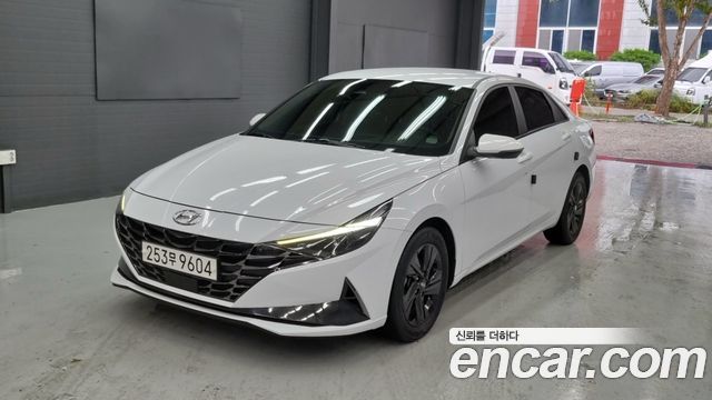 Hyundai Avante Hybrid (CN7)