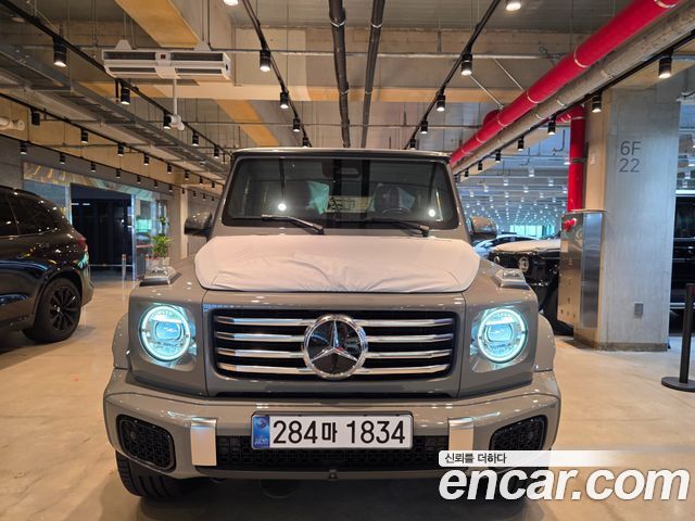 Mercedes-Benz G-Class W465