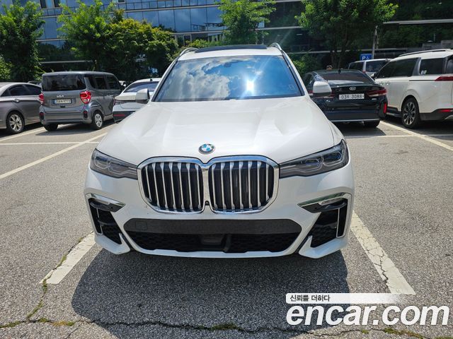 BMW X7 (G07)
