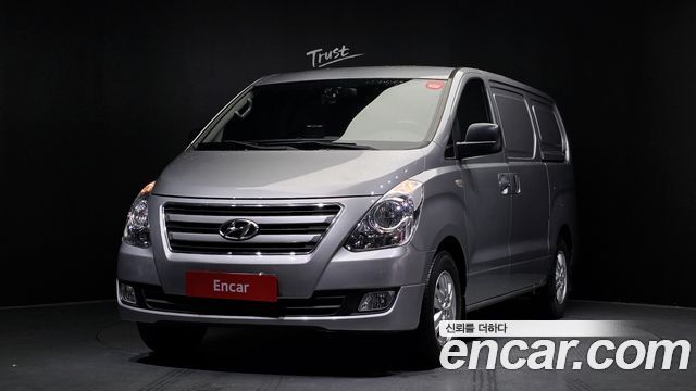 Hyundai Grand Starex