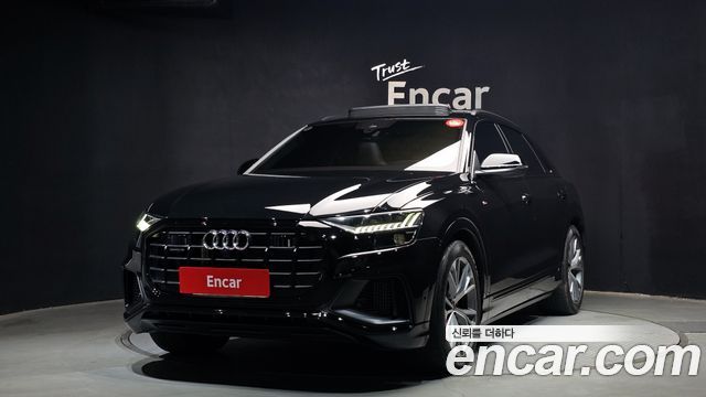 Audi Q8 (4M)