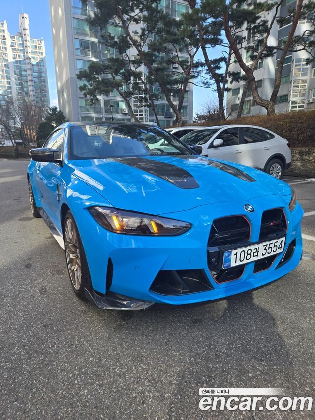 BMW M4 (G82)