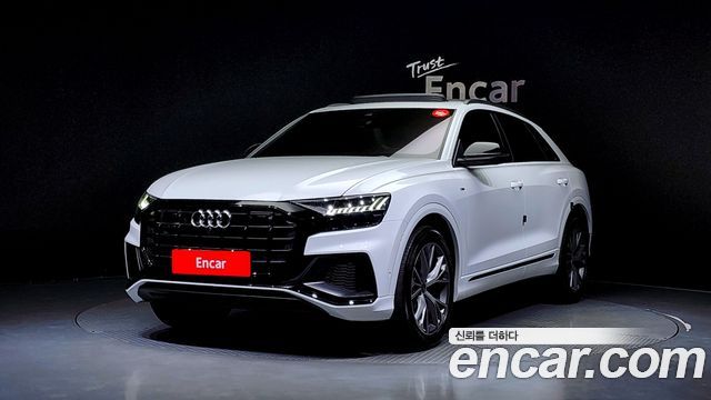 Audi Q8 (4M)