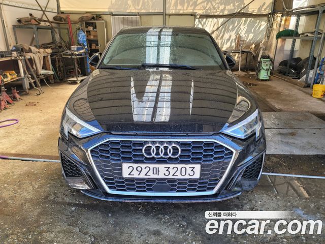 Audi A3 (8Y)