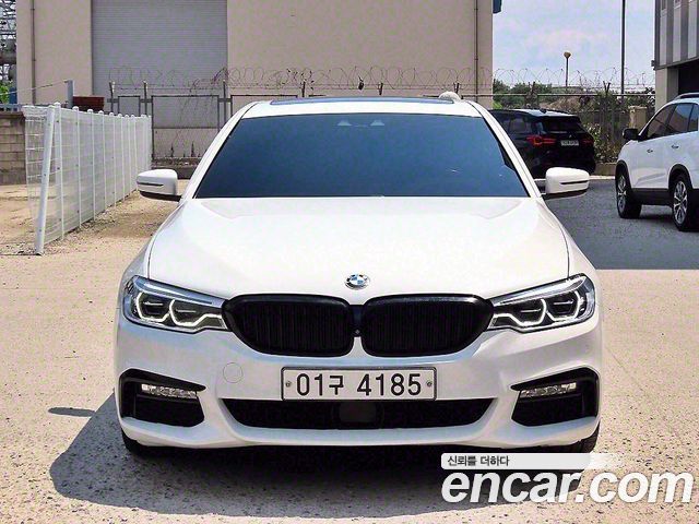 BMW 5 Series (G30)