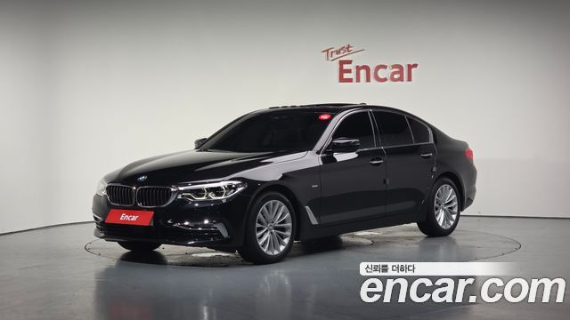 BMW 5 Series (G30)