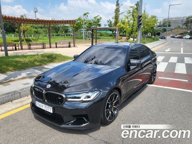 BMW M5 (F90)