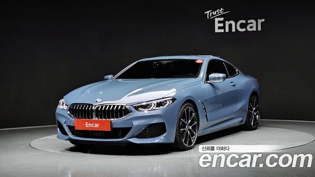 BMW 8 Series (G15)