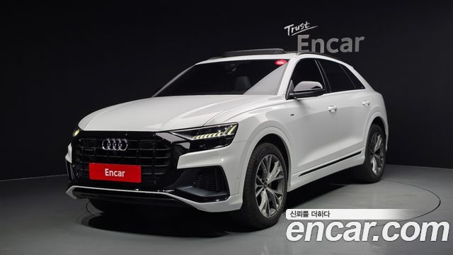 Audi Q8 (4M)