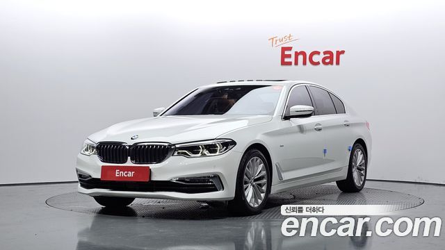 BMW 5 Series (G30)
