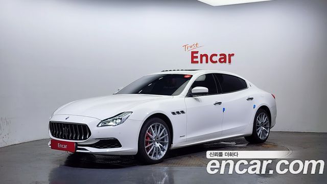 Maserati Quattroporte