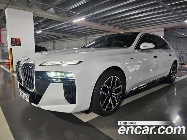 BMW 7 Series (G11)