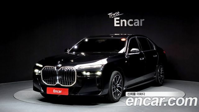 BMW 7 Series (G70)