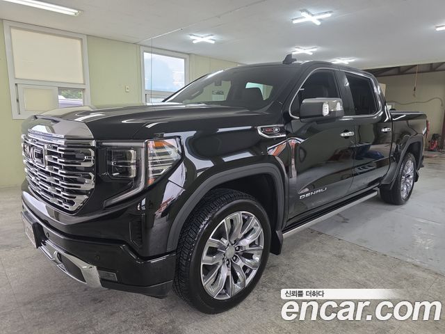 GMC Sierra