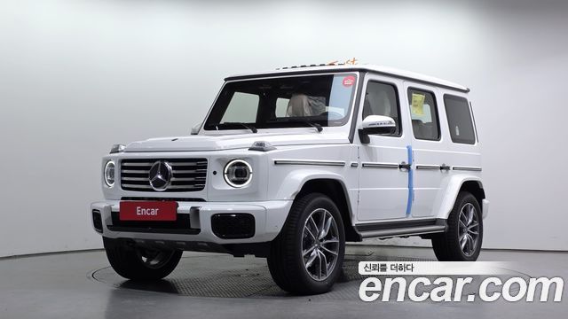 Mercedes-Benz G-Class W465