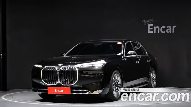 BMW 7 Series (G70)