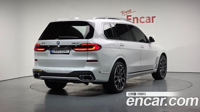 BMW X7 (G07)