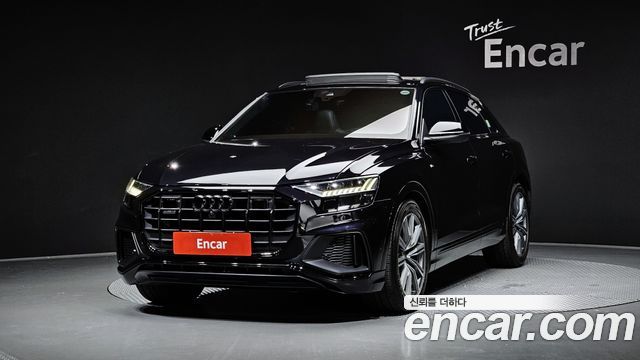 Audi Q8 (4M)