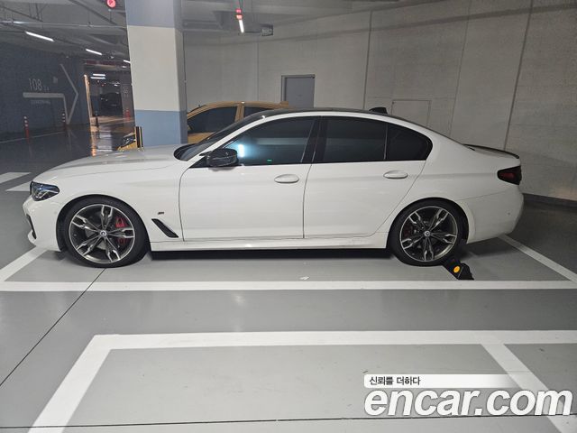 BMW 5 Series (G30)