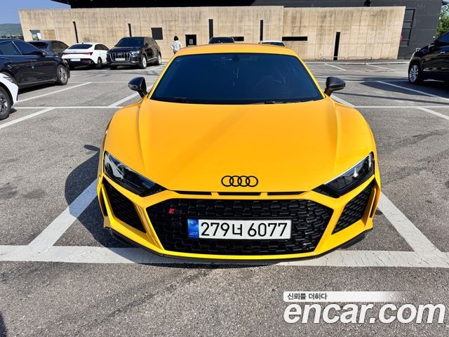 Audi R8 (4S)