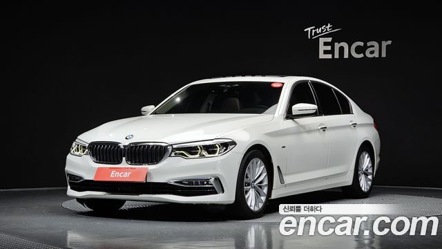 BMW 5 Series (G30)