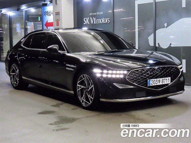 Genesis G90 (RS4)