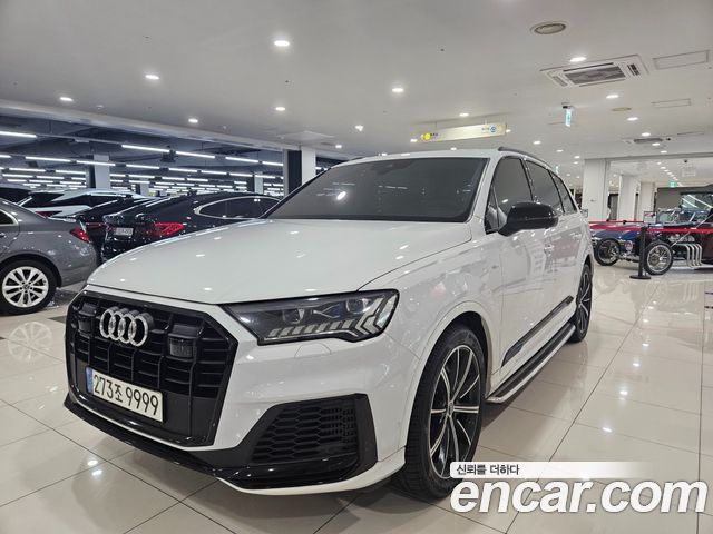 Audi Q7 (4M)