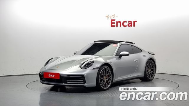 Porsche 911 (992)