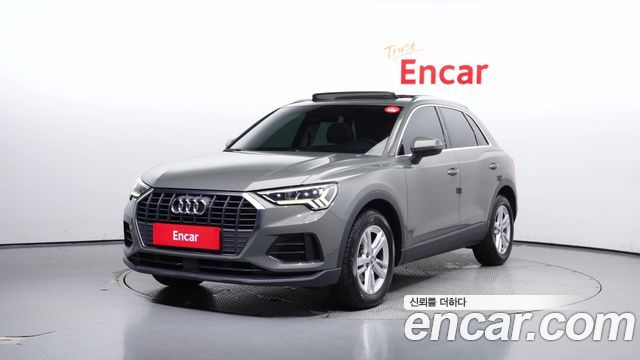 Audi Q3 (F3)