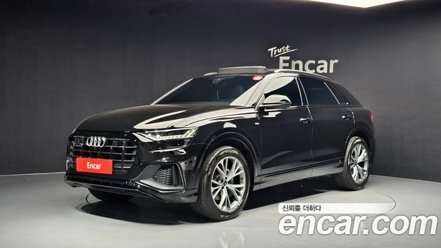 Audi Q8 (4M)