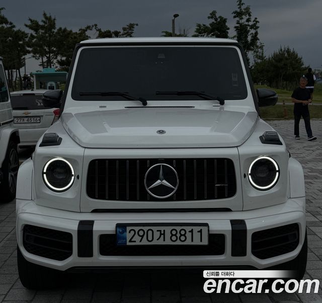 Mercedes-Benz G-Class W463b