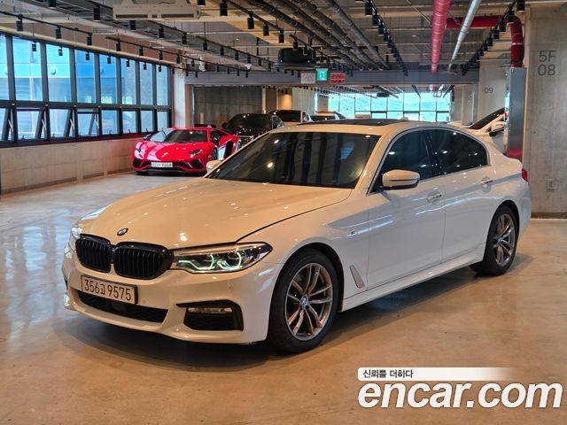 BMW 5 Series (G30)