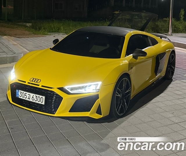 Audi R8 (4S)