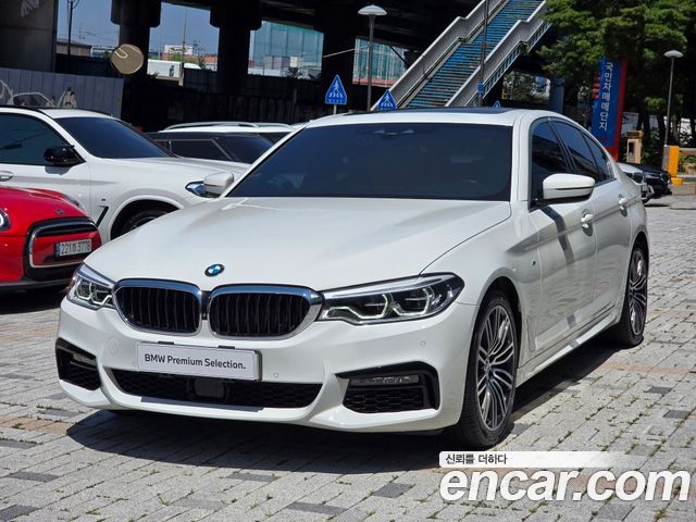BMW 5 Series (G30)