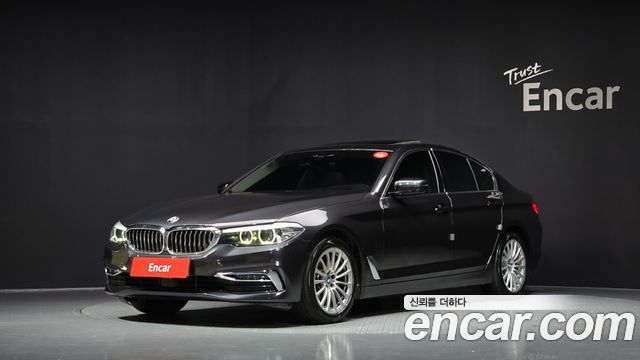 BMW 5 Series (G30)