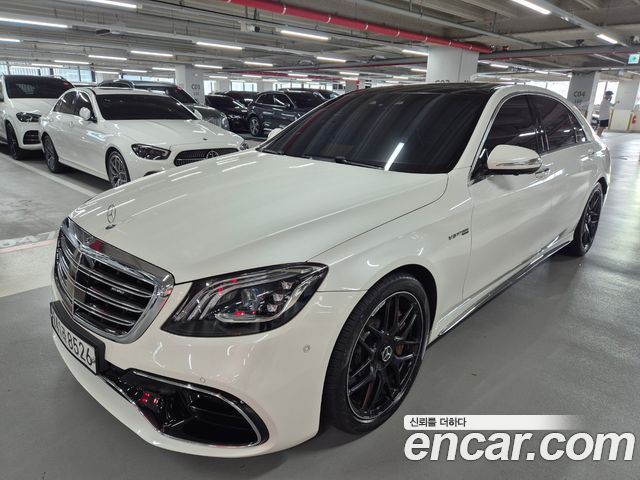 Mercedes-Benz S-Class W222