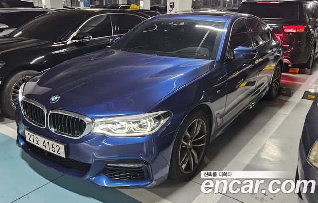 BMW 5 Series (G30)