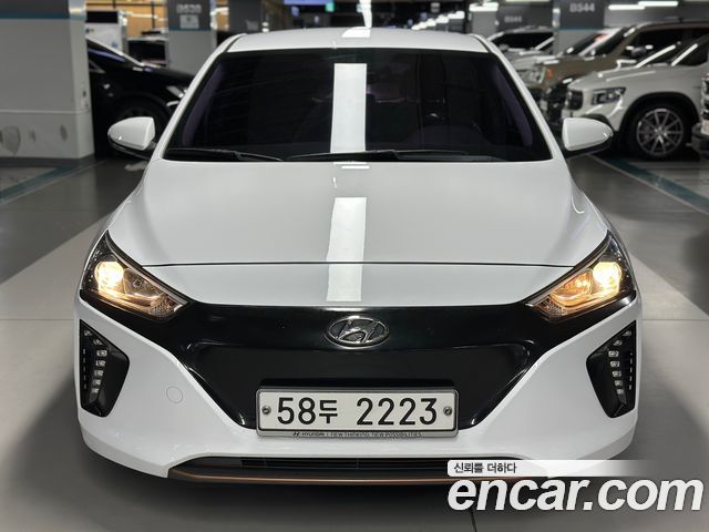 Hyundai Ioniq Electric