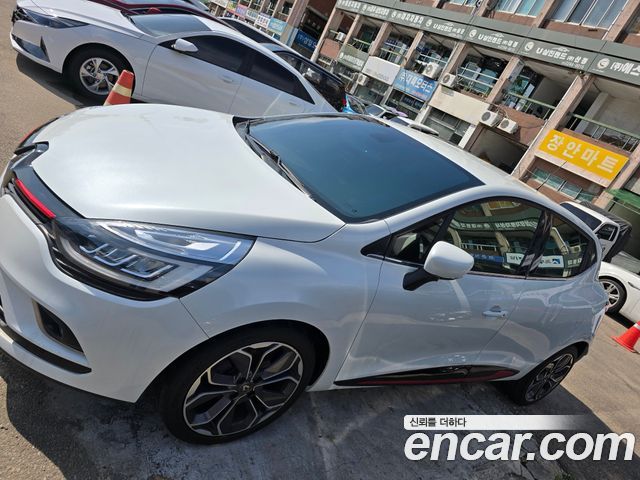 Renault-KoreaSamsung Clio