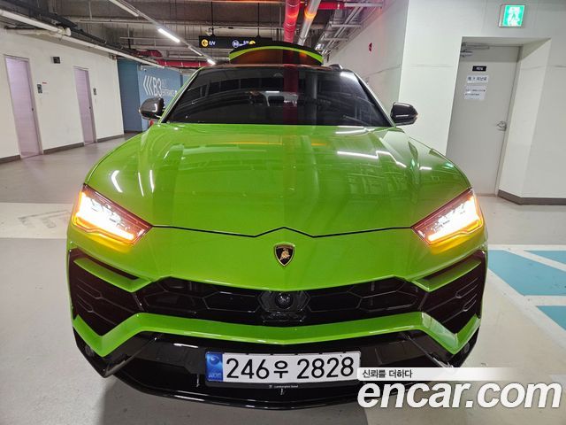Lamborghini Urus