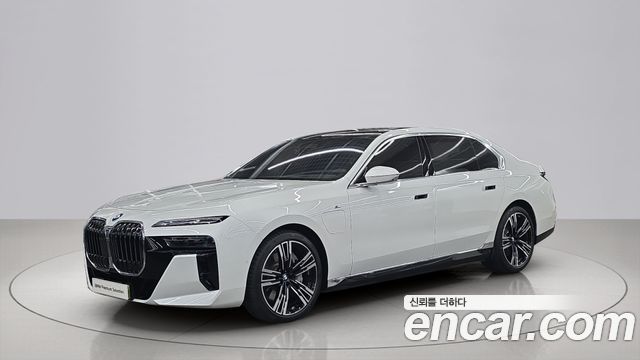 BMW 7 Series (G70)